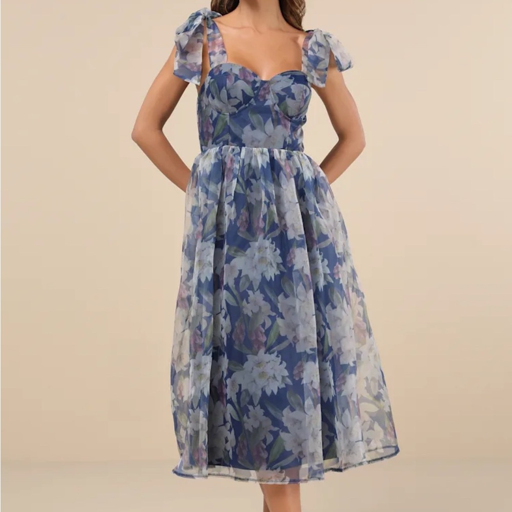 Lulu's Blue and White Flutter Sleeve Midi Dress